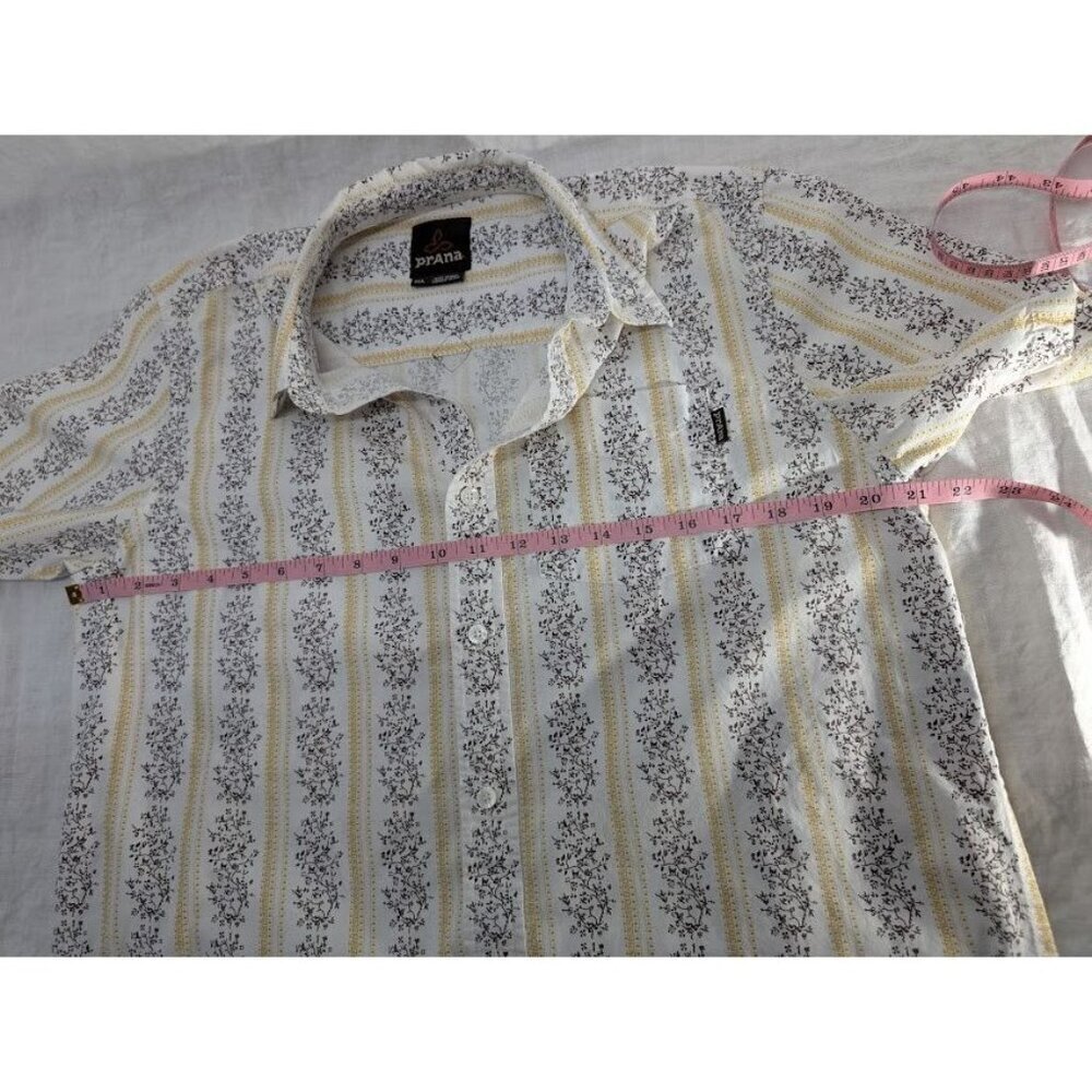 Prana men's small short sleeve brown floral on white button up shirt K9 - Picture 8 of 9